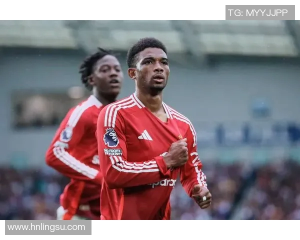 布莱顿对曼联精彩对决免费直播全程回顾与分析